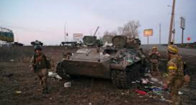 Ukraine's President says 140 people killed, family in hiding in second day of Russian invasion