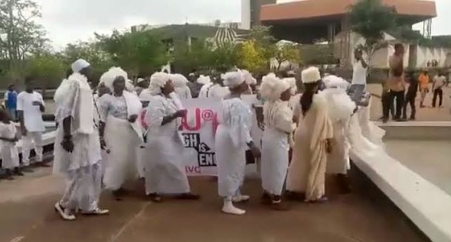 Management shuts OAU over Ife indigenes’ 'fetish' invasion