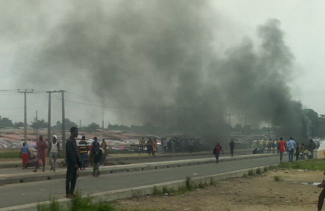 Police, 'okada' riders clash in Lagos (Video) - Ripples Nigeria