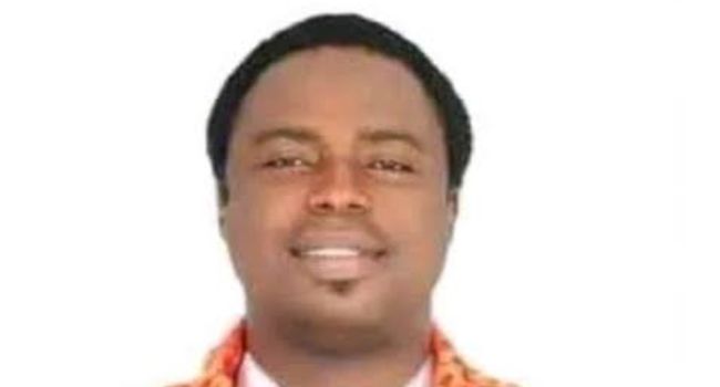 Priest dies while returning from colleague’s burial