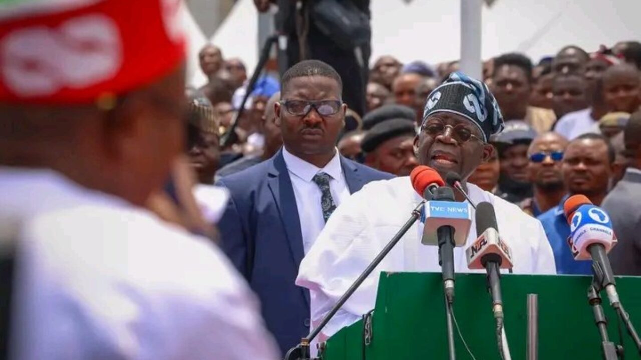 Tinubu, in Port Harcourt, vows to promote unity, be fair to all