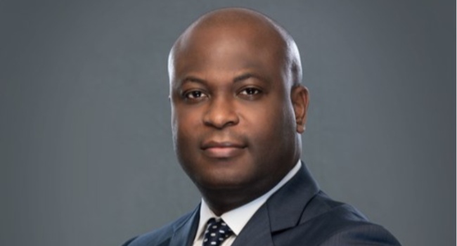 FBN Holdings’ investor relations head, Tolu Oluwole, sells off shares, shareholders suffer losses